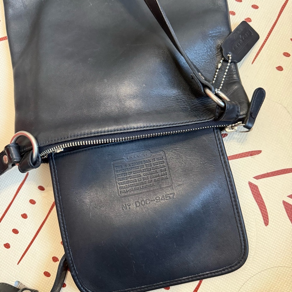 Vintage Coach 9457 Chelsea Slim Crossbody Purse Black Leather - Picture 2 of 9
